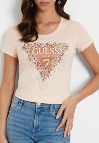 Guess BOUQUET - Marškinėliai su spaudiniu - rose