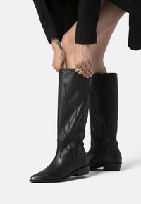 L37 - LIVE IN TEXAS - Cowboy/Biker boots - black Thumbnail Image 1