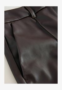 Selected, chocolate brown