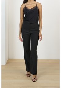 Soaked in Luxury Linne - black