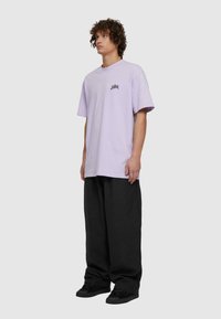 Lost Youth DRIPPING HEART   - Apdrukāts T-krekls - lilac