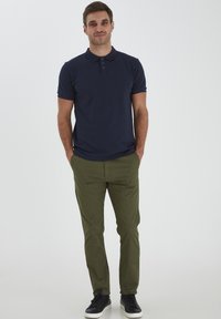 Solid SDJIM REGULAR FIT - Broek - ivy green