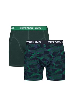 Deux paires de boxers ; l'une unie en vert foncé avec une ceinture verte, l'autre camouflée en vert foncé et clair avec une ceinture noire.