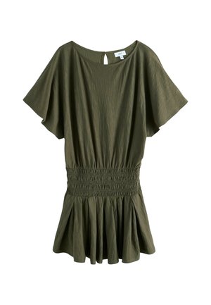 Robe vert olive à manches courtes avec col rond, taille smockée, fermeture par bouton à trou à l'arrière et ourlet de jupe évasé.