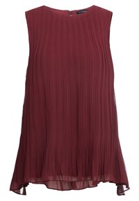 Burgundy ärmlös klänning gjord av plisserad genomskinlig textil, med rund halsringning och dragkedjeslutning bak. Sänken är lätt böjda.