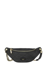 Czarna torba z pikowanego materiału o kształcie półksiężyca, z złotymi akcentami, zamek błyskawiczny z przodu oraz łańcuszkowym paskiem.