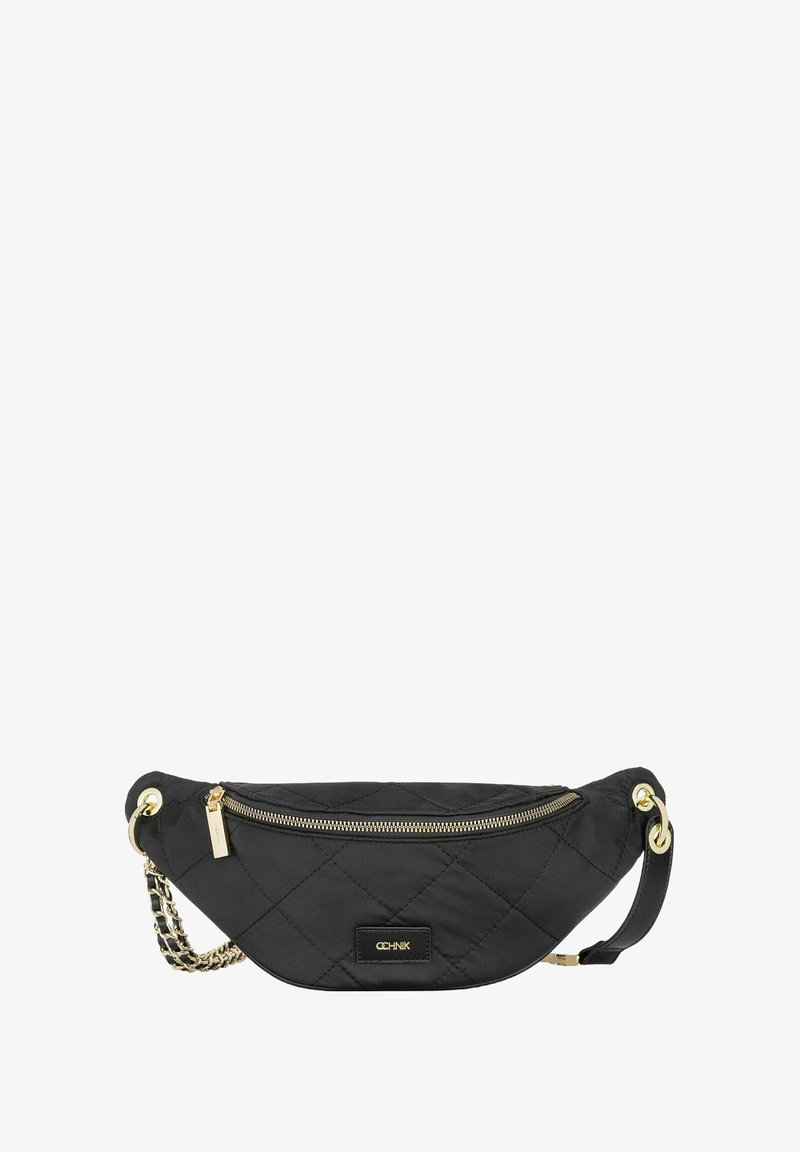 Czarna torba z pikowanego materiału o kształcie półksiężyca, z złotymi akcentami, zamek błyskawiczny z przodu oraz łańcuszkowym paskiem.