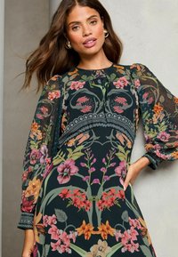 Lipsy Freizeitkleid - black floral