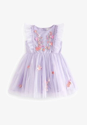 Lichtpaars jurkje met gerimpelde schouders en bloemenborduursels in roze en wit, met een tule rok en verfijnde details.