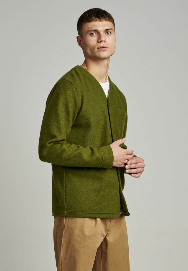 AKSAM - Cardigan - vineyard green