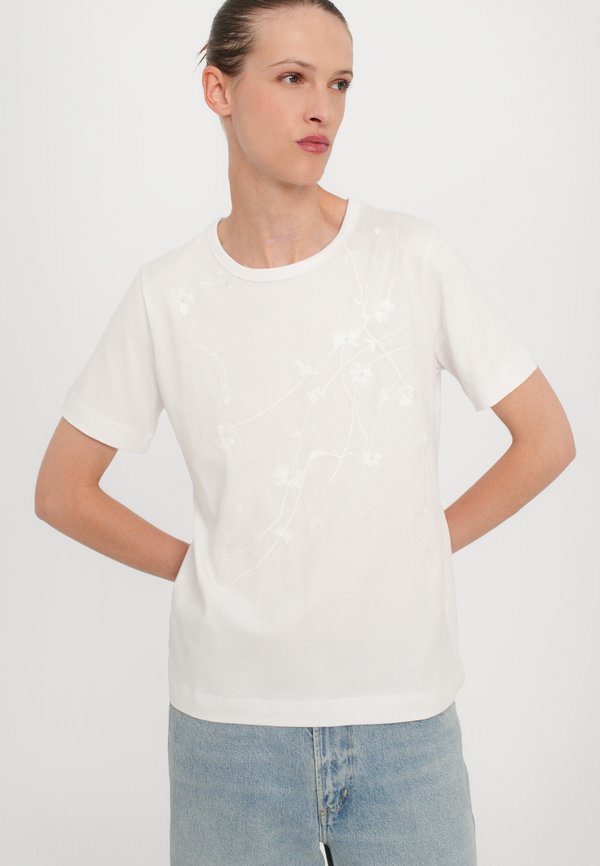 PIRIS - Basic T-shirt3