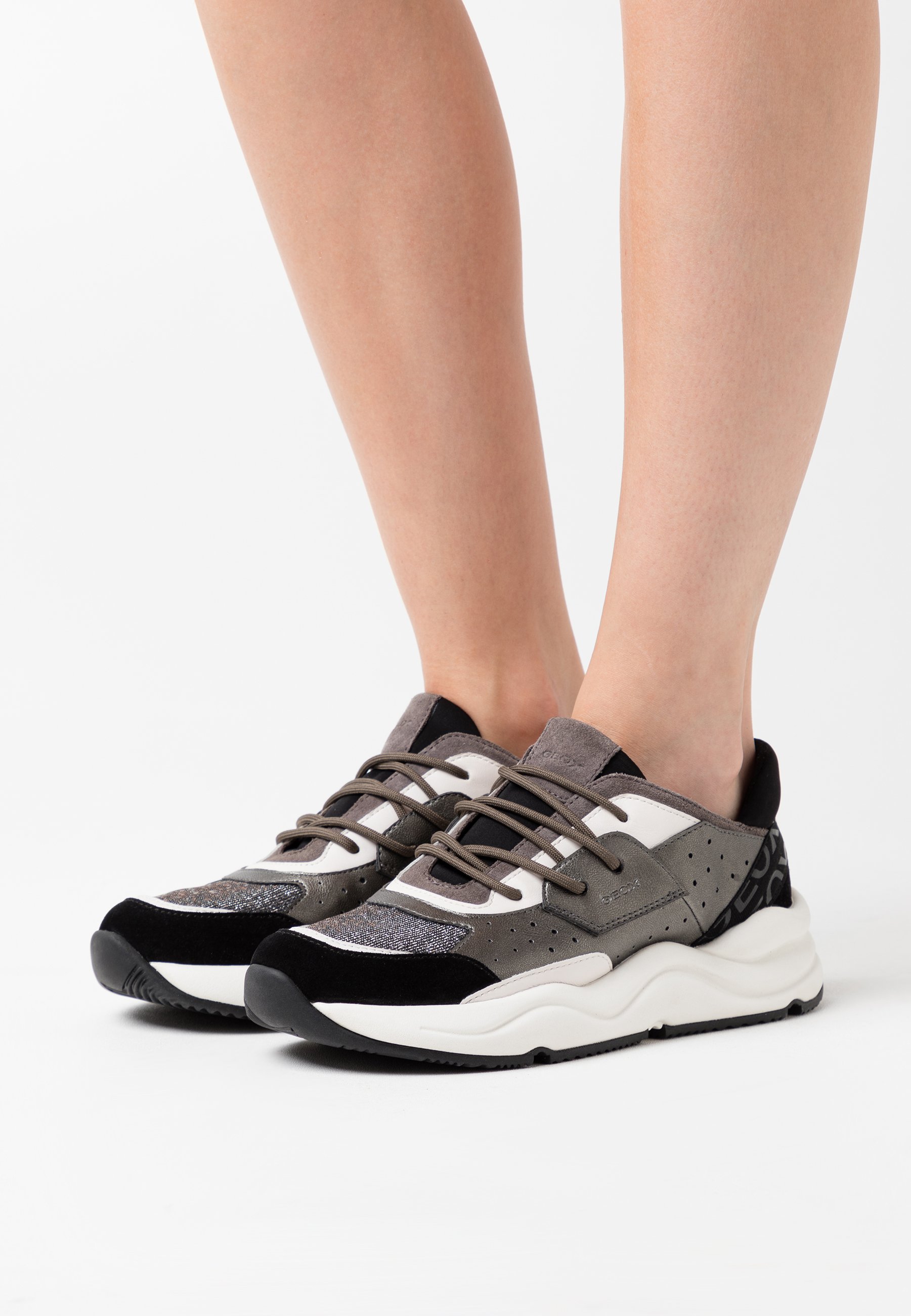 Geox TOPAZIO - Sneaker low - black/gun/anthrazit - Zalando.ch