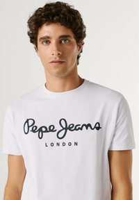T-shirt PEPE JEANS Homme Imprimé Drapeau - Couleur Forster Grey Marl - Taille S - Coton - Neuf Avec étiquettes
