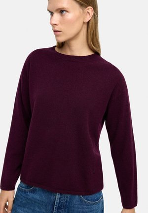 - Sweter