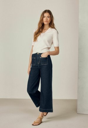 Next, PETITE FIT - PATCH POCKET CROPPED WIDE LEG JEANS - Wide Leg - indigo blue