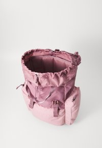 Columbia TRAIL TRAVELER™ 28L UNISEX - Hátizsák - eraser pink