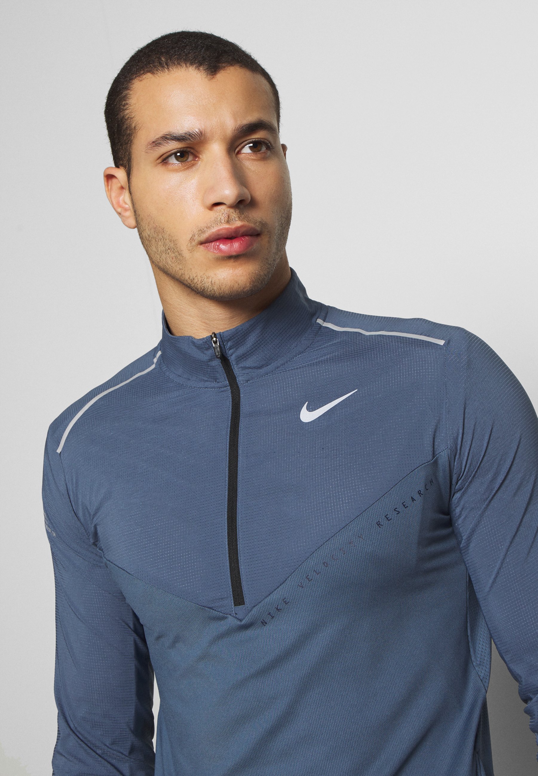 nike performance element