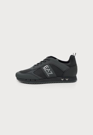 EA7 Emporio Armani UNISEX - Baskets basses - triple asphalt/silver coloured