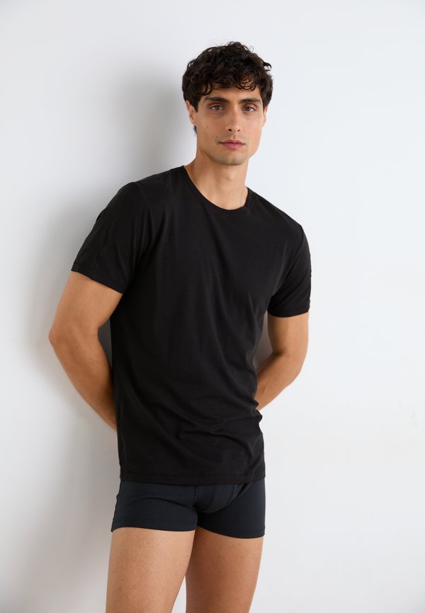 RANDAL 2 PACK - Pyjama top3