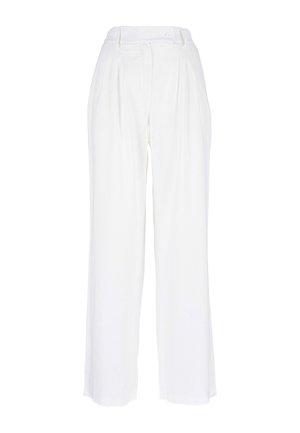 Pantaloni bianchi a vita alta con gamba larga, pieghe frontali, tasche laterali e chiusura con bottone in vita.