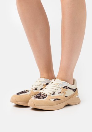 PATITZ LIGHTECH - Trainers - cammello/naturale/nero
