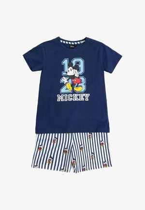 Camiseta azul marino con gráfico de Mickey Mouse y el número "1928". Pantalones cortos a rayas blancas con pequeños estampados de Mickey Mouse. Tejido de algodón.