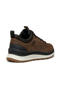 Geox SPHERICA ACTIF  - Sneakers basse - coffee black