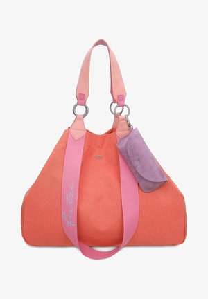 Borsa a tracolla arancione in tessuto con manici rosa, hardware argentato e una pochette staccabile lavanda. Presenta un dettaglio del logo blu sul davanti.
