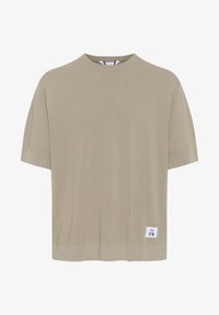 Vybrané, plaza taupe