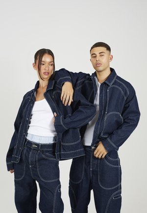 LEGACY STUDIOS CLUE UNISEX - Džinsa auduma jaka - blue wash