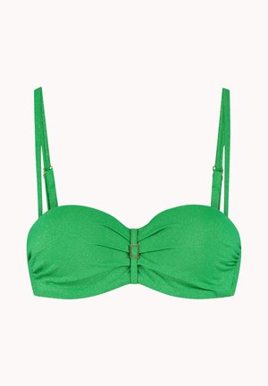 Felgroen bikinibovenstukje met verstelbare bandjes en een centrale gouden rechthoekige gesp op een effen achtergrond.