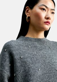 LOLA CASADEMUNT Svetr - grey