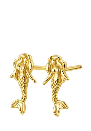 Goldene Ohrstecker in Form von Meerjungfrauen mit detailliertem Haar, Schuppen und Schwänzen vor weißem Hintergrund.