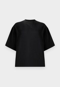 Must musta t-särk ümarate kaelustega, ülekuulatud lühikeste varrukatega ja vabalt langeva disainiga. Sujuv tekstuur ja minimalistlik stiil.