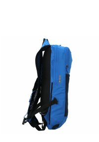 Zaino blu e nero con superficie texturizzata, spallacci regolabili, tasca frontale con zip e dettaglio in rete laterale per la ventilazione.