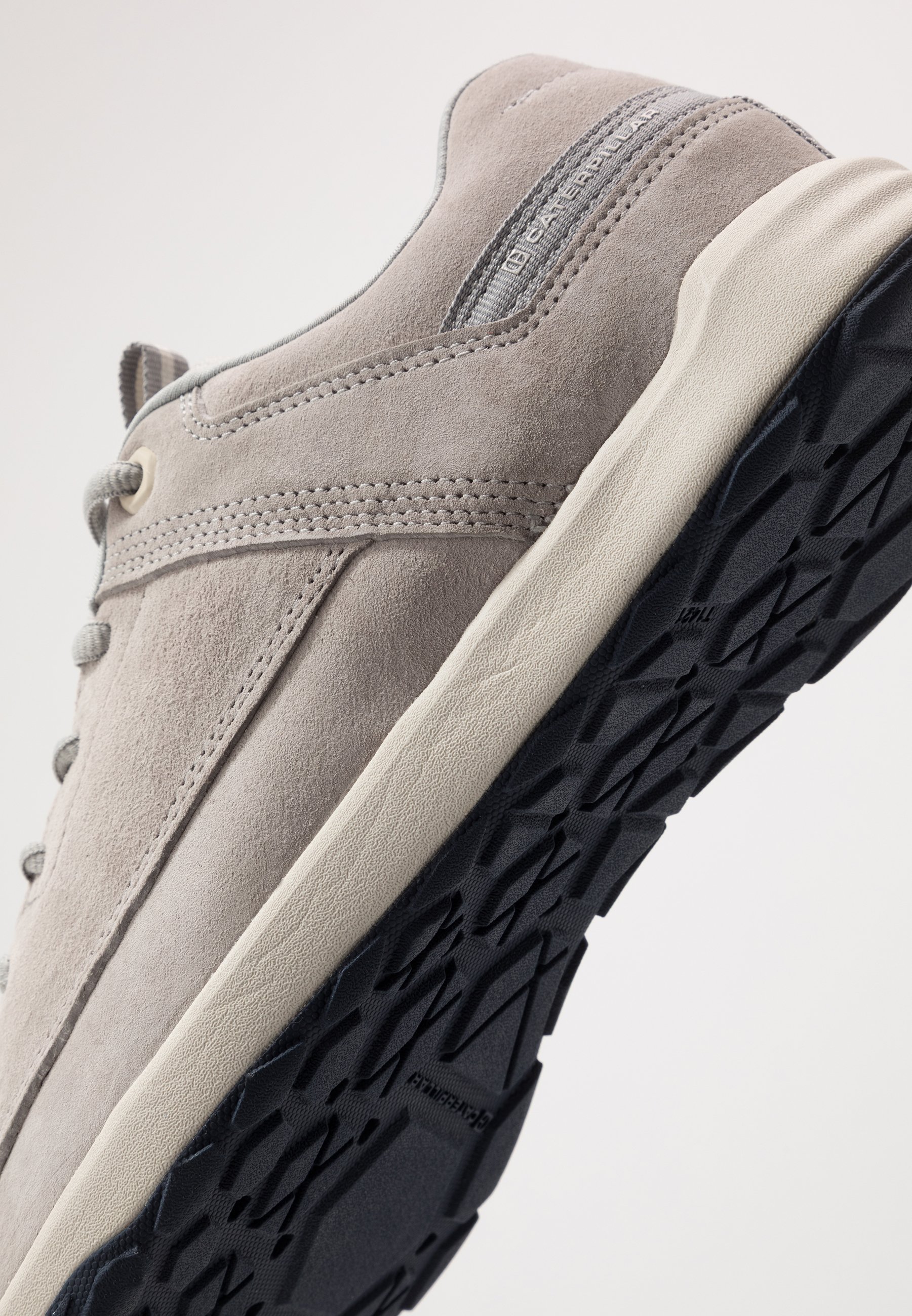 Caterpillar QUEST Joggesko dove Zalando.no Caterpillar QUEST Joggesko muddy Zalando.no