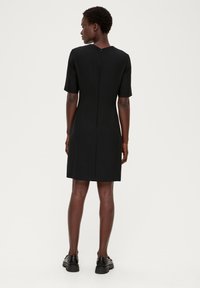 s.Oliver BLACK LABEL Sukienka letnia