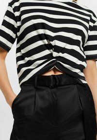 Esprit GESTREIFTES IM TWISTDESIGN - T-shirts med print - black