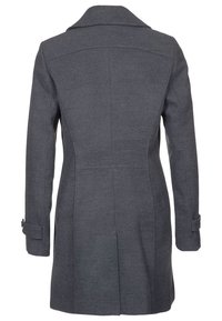 Cappotto grigio in misto lana con una vestibilità su misura, colletto a punta, maniche lunghe e polsini abbottonati. Presenta una texture sottile e una cucitura centrale.