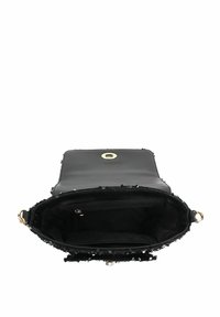 Borsa a tracolla in pelle nera con dettagli in paillettes, forma rettangolare, ferrature dorate e interno spazioso con tasca con zip e fodera morbida.
