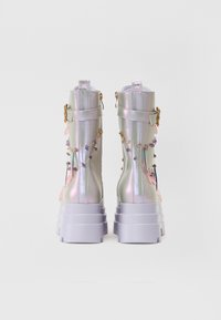 Koi Footwear NATURE'S FLURRY TRIDENT - Platform boots - purple