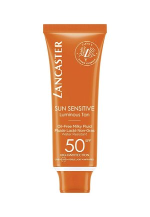 CLEAN SUN - SENSITIVE MILKY FLUID SPF 50 - Sun protection - -
