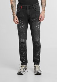 2Y Premium - Slim fit jeans - black Thumbnail Image 1