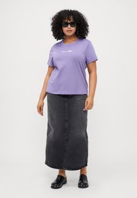 Tommy Hilfiger Curve CLASSIC SCRIPT TEE - T-Shirt print - lavender ash