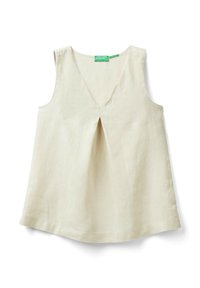 Top beige senza maniche con scollatura a V, caratterizzato da una piega frontale e una vestibilità rilassata. Realizzato in tessuto leggero, con una texture liscia.