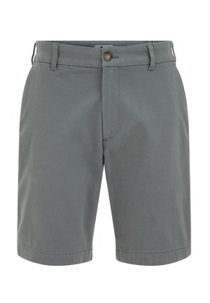 Pantalones cortos grises para hombre con textura, cierre de botón y cremallera, trabillas para cinturón y dobladillo recto.