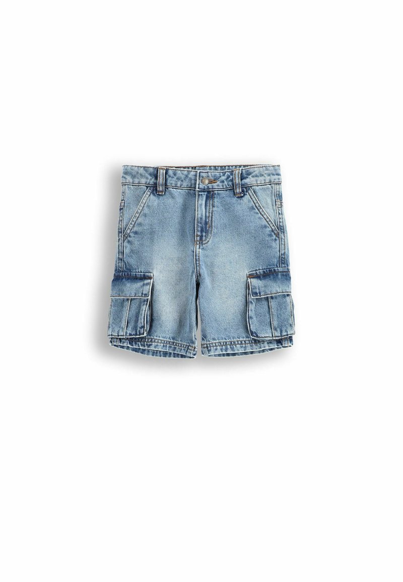 Szorty cargo z denimu w jasnoniebieskim kolorze. Posiadają dwie boczne kieszenie oraz klasyczny pas z zapięciem na guzik. Całość posiada postrzępioną teksturę.