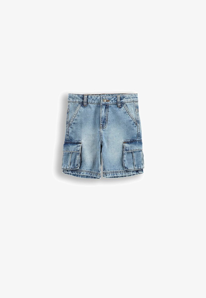 Szorty cargo z denimu w jasnoniebieskim kolorze. Posiadają dwie boczne kieszenie oraz klasyczny pas z zapięciem na guzik. Całość posiada postrzępioną teksturę.