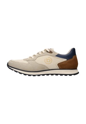 Beiger und brauner Sneaker mit blauem Fersen-Detail, Schnürverschluss, Logo an der Seite und schwarzer Profilsohle, von der Außenseite betrachtet.