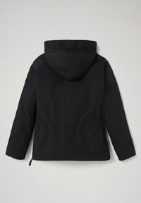 Veste noire à capuche avec une taille cintrée, des manches longues et un tissu texturé. Présente un design simple et fonctionnel sans accents visibles.